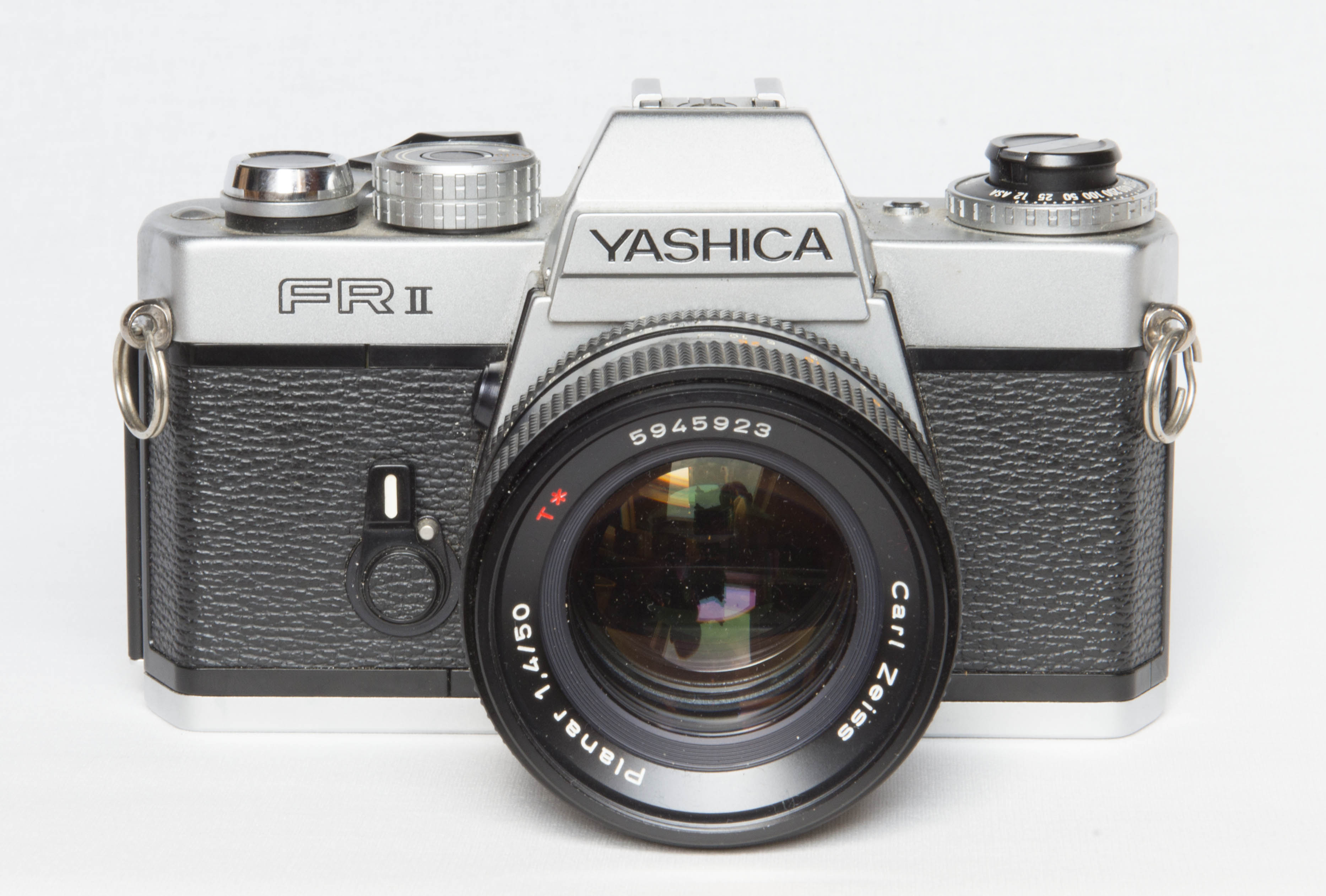 YASHICA FR II